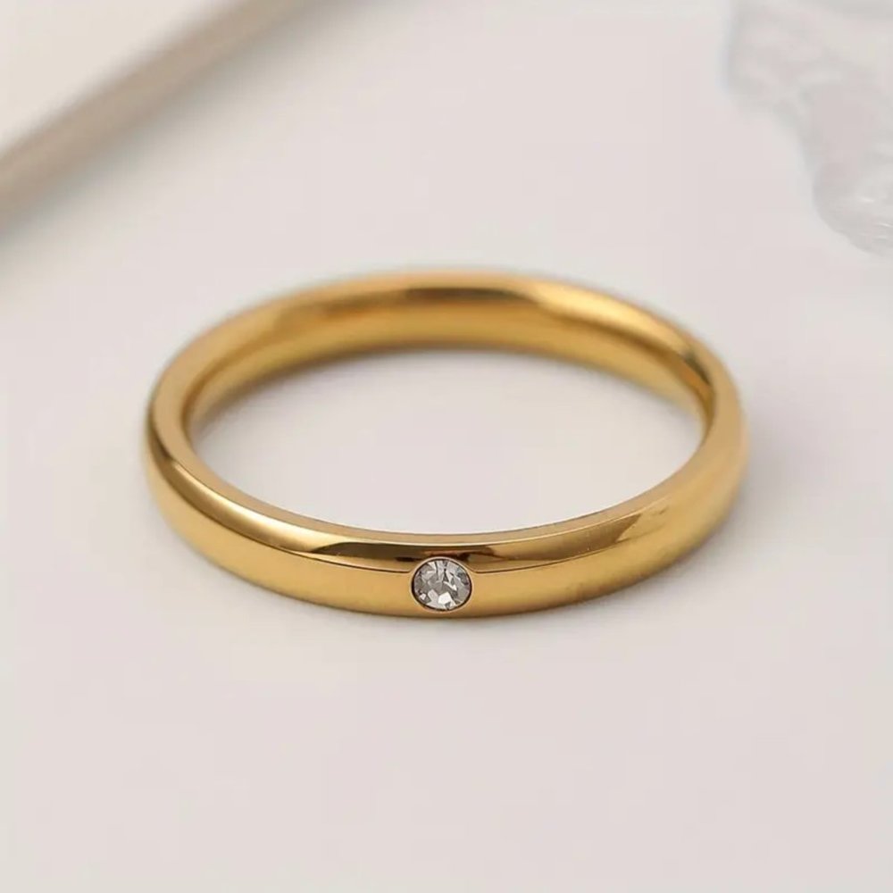 Minimalist Gold Dainty Cubic Zirconia Ring - Picture 9 of 9